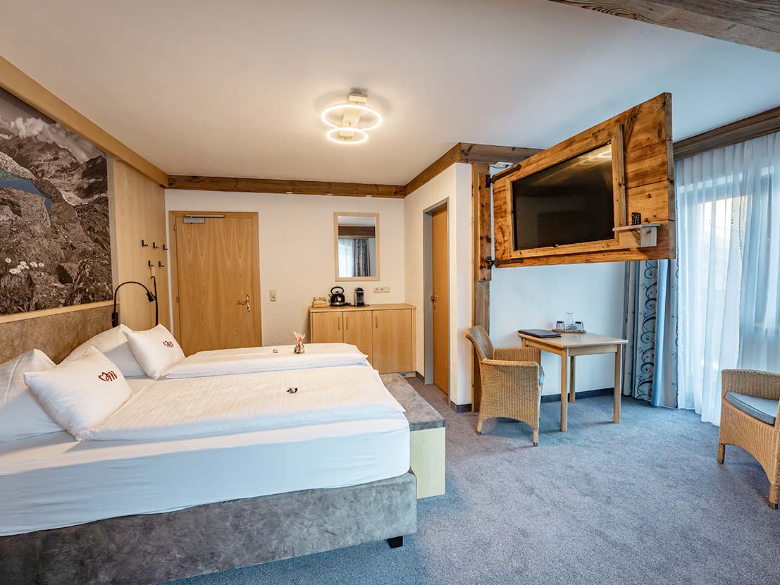 michaela eder zimmer bergsee tuer