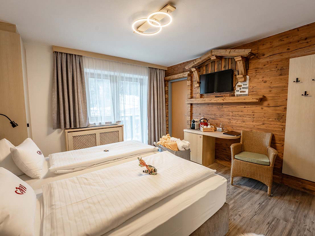 01 michaela eder zimmer feld ausblick 01 michaela eder zimmer feld ausblick